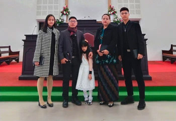 From early morning court hunts to challenging sacrifices, Thazuala’s rise was made possible by a father who trained him, a mother who held the family together, and a sister who pushed him hard.