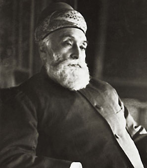Jamsetji Tata passes away leaving behind his dreams of a modern steel plant, a hydroelectric power plant and a university of science that will be fulfilled by his sons Jamsetji Tata passes away leaving behind his dreams of a modern steel plant, a hydroelectric power plant and a university of science that will be fulfilled by his sons