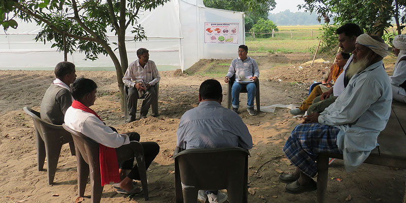 Field workers meet farmers in Vishambharpur village to share information about best practices that can enhance the latter’s crop productivity and earnings Field workers meet farmers in Vishambharpur village to share information about best practices that can enhance the latter’s crop productivity and earnings