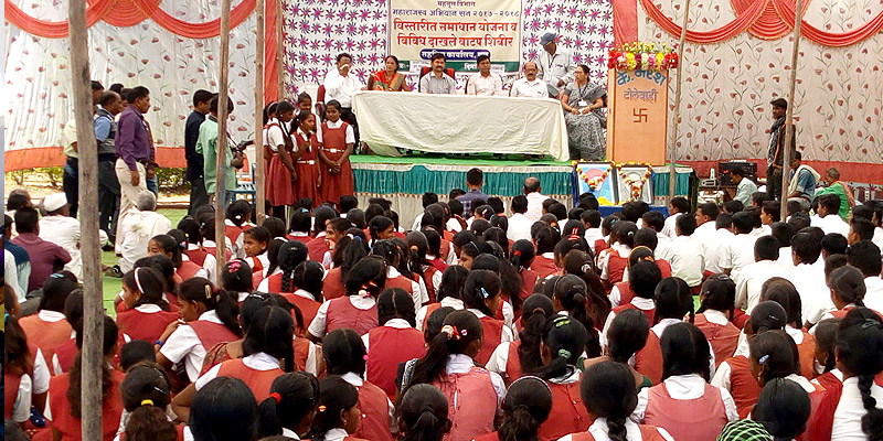Motivating youth to play an active role in the community