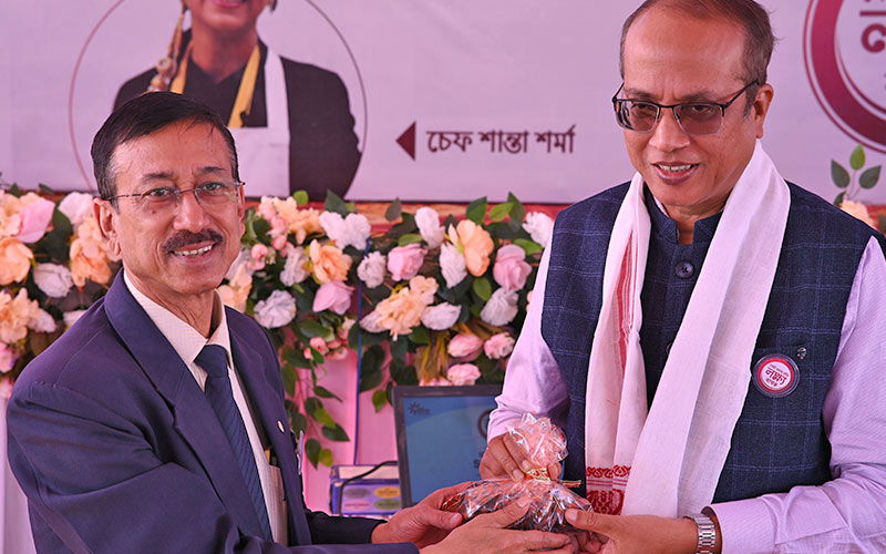(L – R) Dr Nabajyoti Choudhury, Medical Director & Unit Head, Dibrugarh Cancer Centre and Dr Sanjeev Kakoti, Principal cum Chief Superintendent, Assam Medical College & Hospital