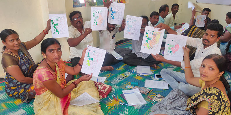 A training session for Gram Panchayat librarians held in Shorapur, Yadgir district