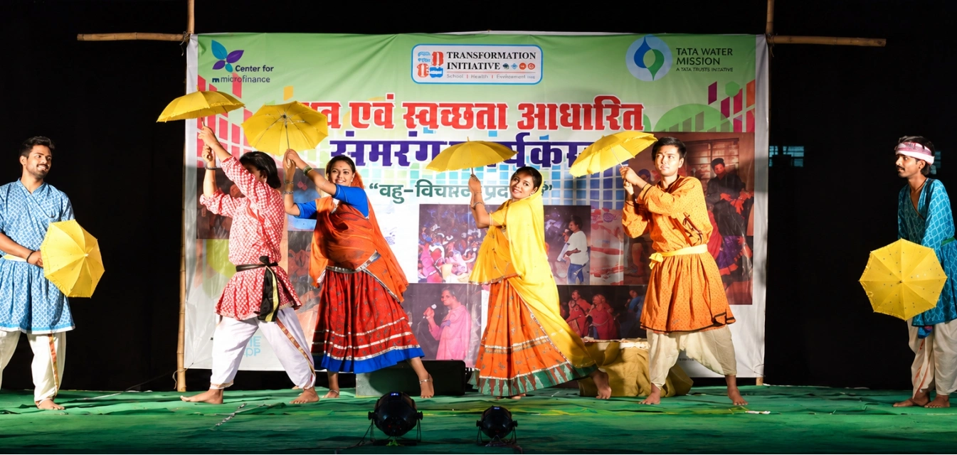 Performers on stage at one of the multi-disciplinary shows organised under the 'Hum Samajhdar' campaign