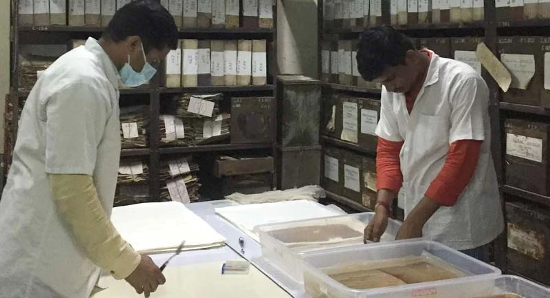Police archiving team at work at the Mumbai Police Archives_Image credit_Gayatri Kamath (Tata Trusts Horizons Magazine).